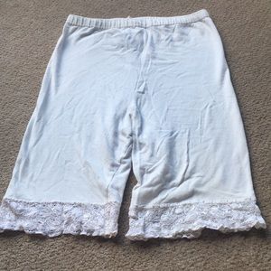 White short leggings